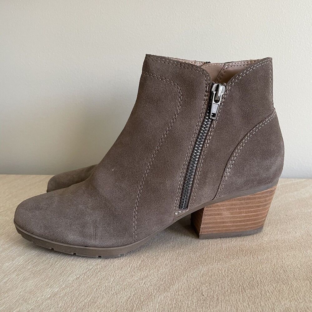 Blondo Chelsea Ankle Boots